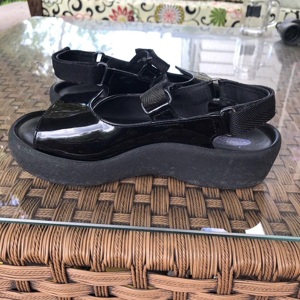 Patent Wolky Jewel sandal
